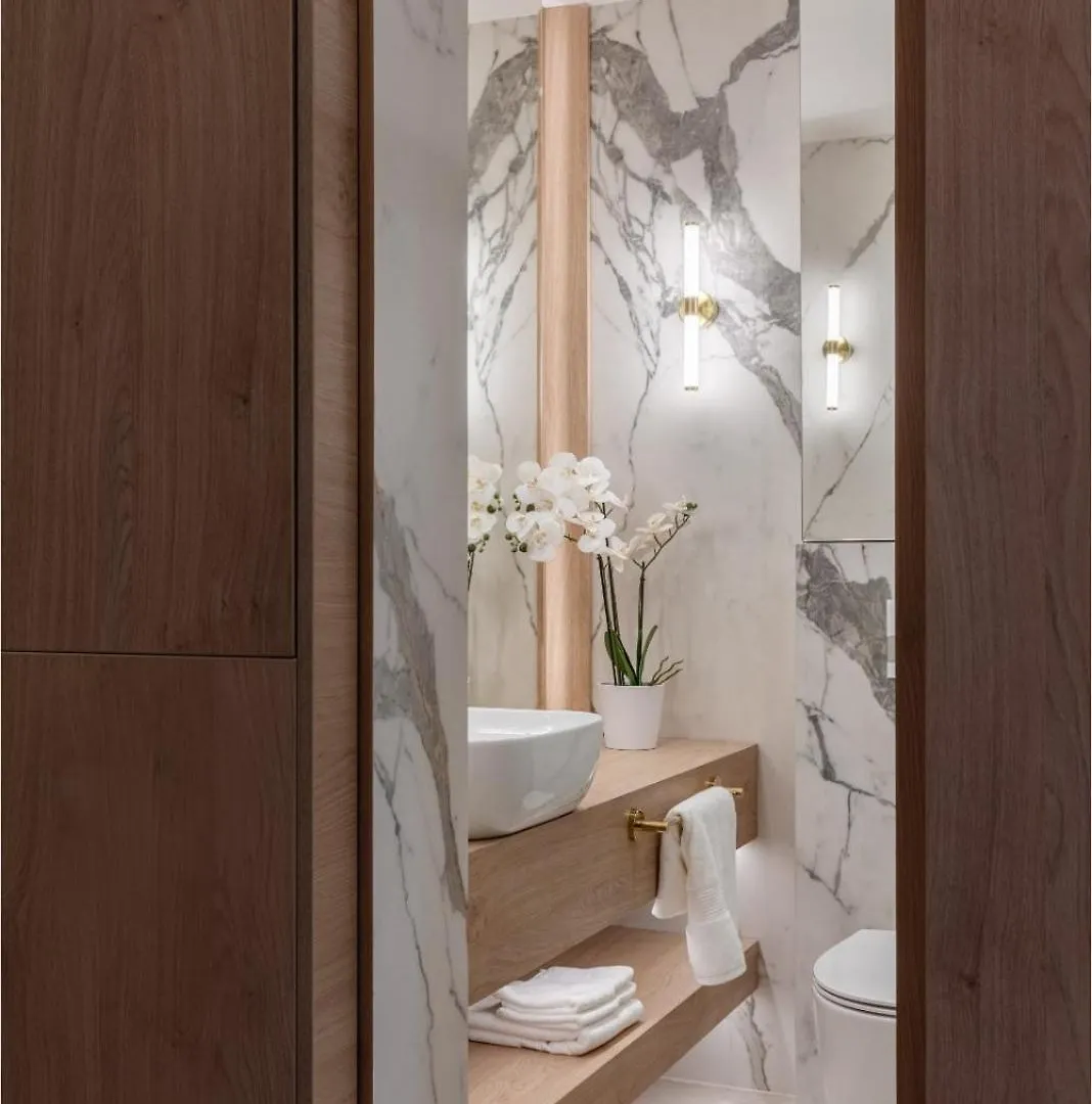 Apartment Designer'S Delight: Modern 1Br Near City Center Bucharest