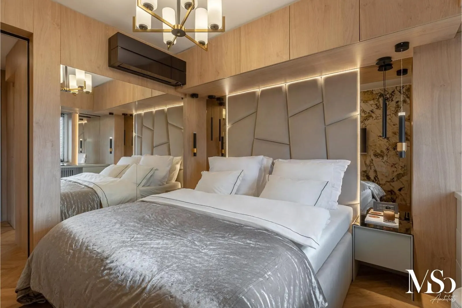 Designer'S Delight: Modern 1Br Near City Center Bucharest Apartment